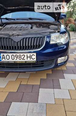 Универсал Skoda Superb 2012 в Иршаве