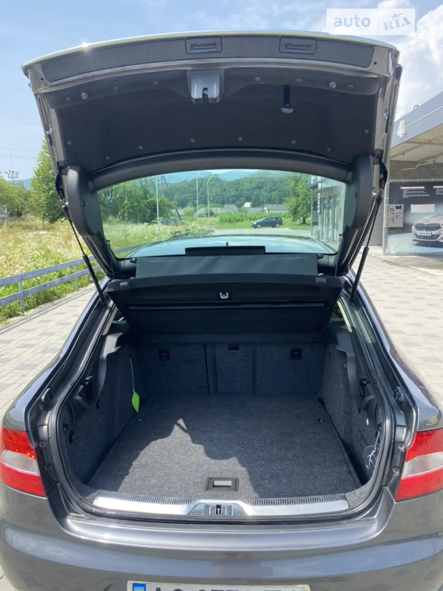 2011 Skoda Superb - мініатюра 13