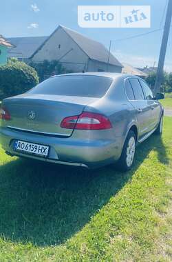 Лифтбек Skoda Superb 2009 в Ужгороде