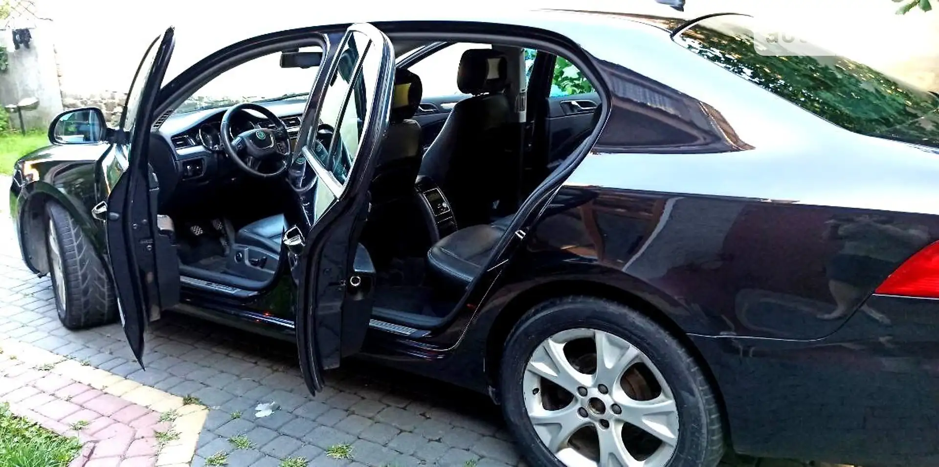 2012 Skoda Superb - мініатюра 32