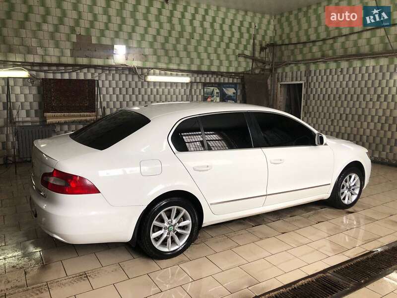 Лифтбек Skoda Superb 2012 в Славянске фото 5 Лифтбек Skoda Superb 2012 в Славянске