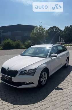 Универсал Skoda Superb 2016 в 