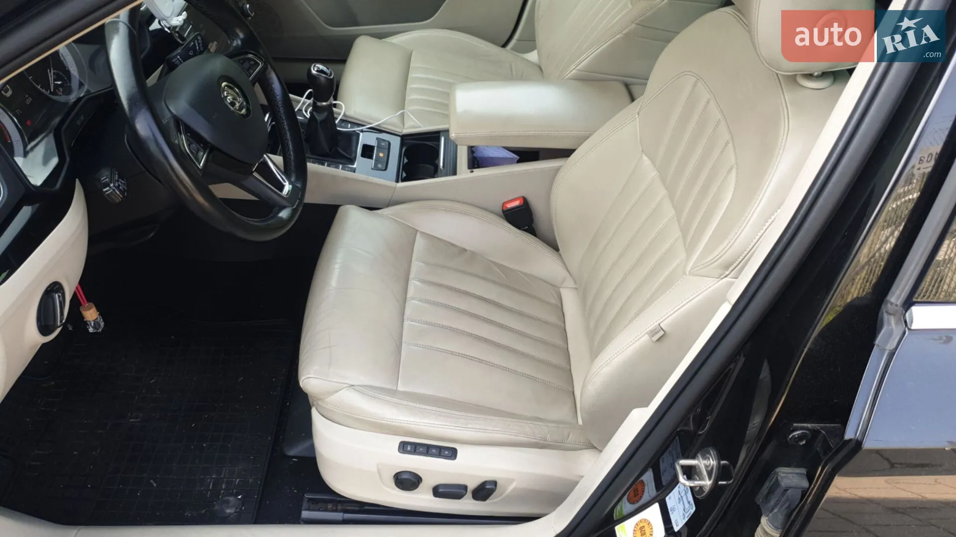 2016 Skoda Superb - мініатюра 12