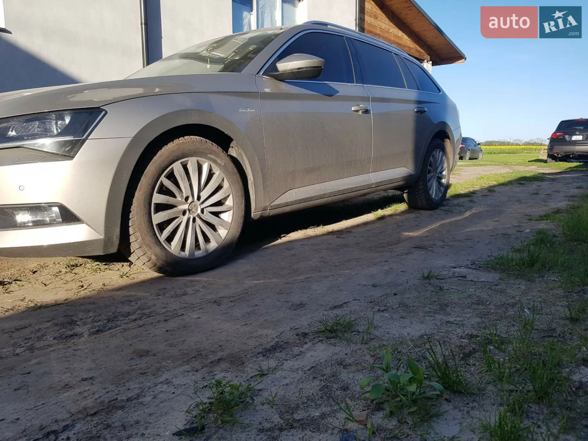 2016 Skoda Superb - мініатюра 2