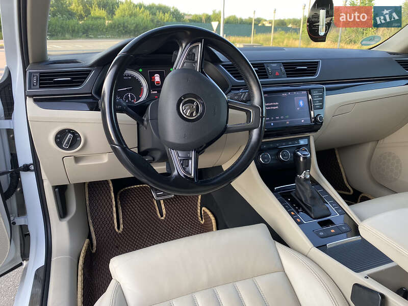 Универсал Skoda Superb 2016 в Мироновке