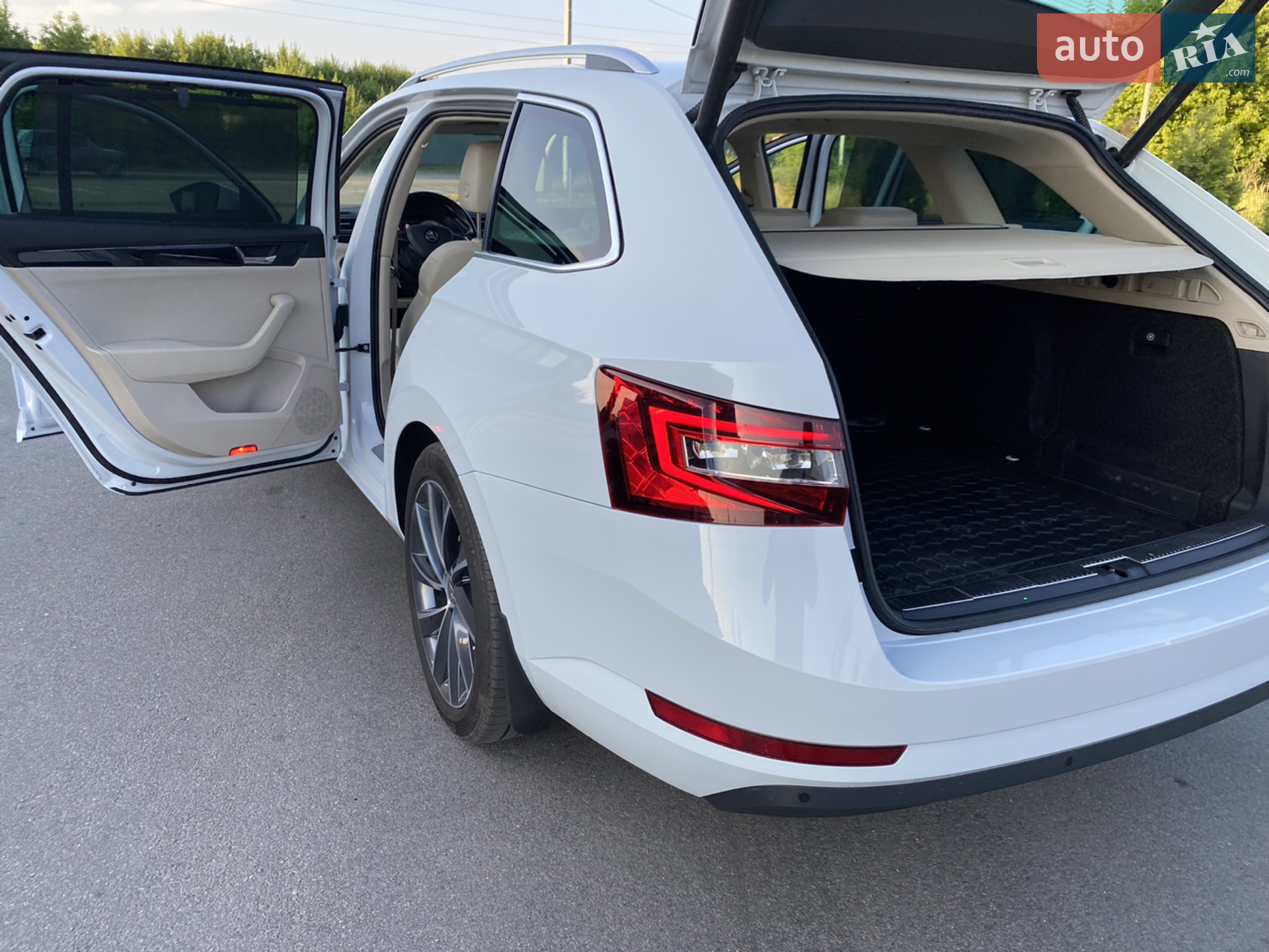 2016 Skoda Superb - мініатюра 33