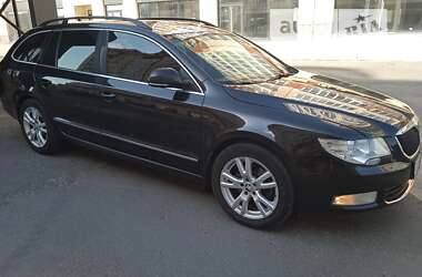 Універсал Skoda Superb 2011 в Умані