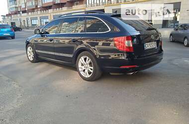 Универсал Skoda Superb 2011 в Умани