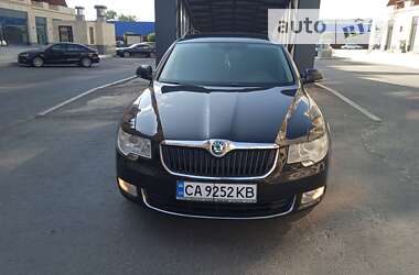 Універсал Skoda Superb 2011 в Умані