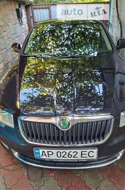 Лифтбек Skoda Superb 2012 в 