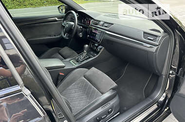 Ліфтбек Skoda Superb 2019 в 