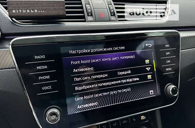 Ліфтбек Skoda Superb 2019 в 
