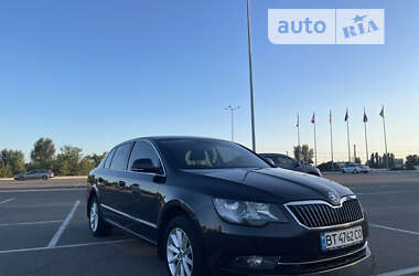 Лифтбек Skoda Superb 2013 в Киеве