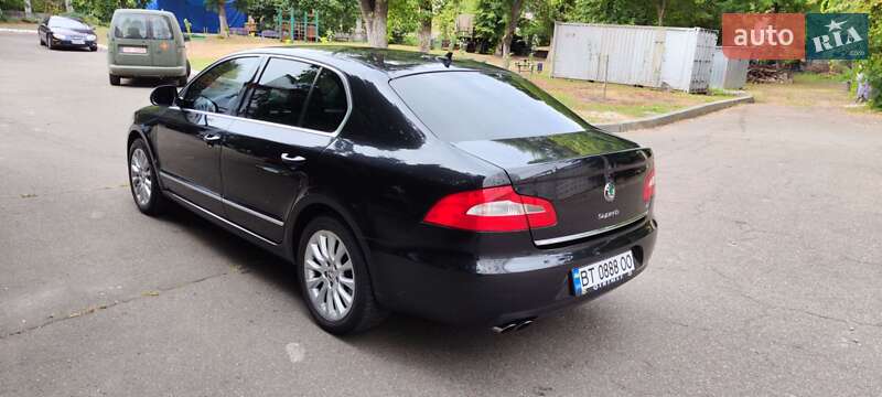 Лифтбек Skoda Superb 2012 в Киеве