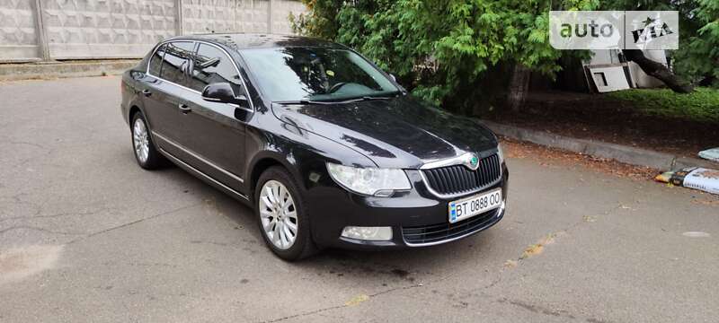 Лифтбек Skoda Superb 2012 в Киеве