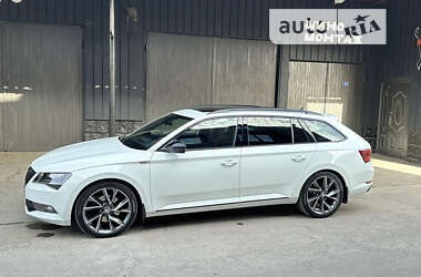 Універсал Skoda Superb 2017 в 