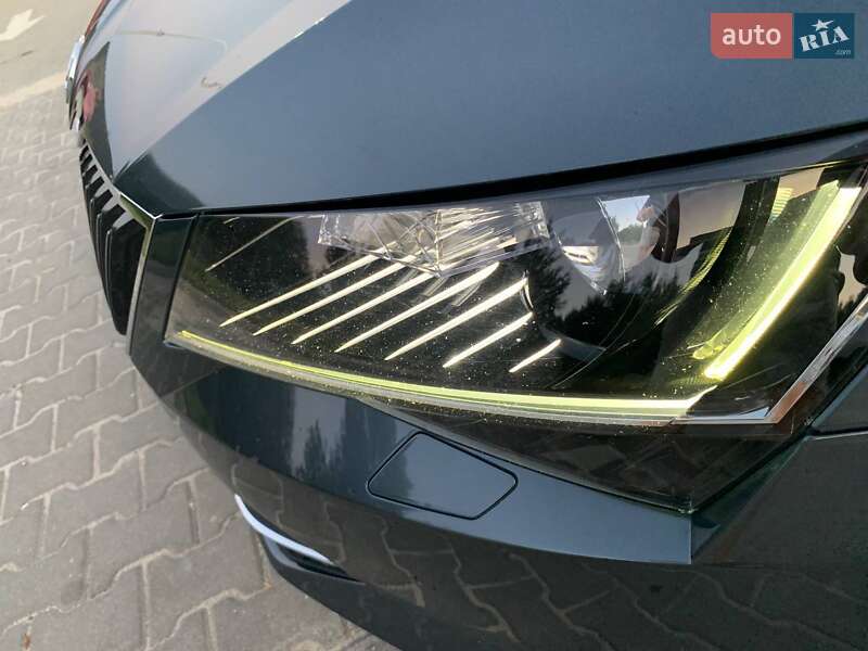 Универсал Skoda Superb 2017 в Хмельницком