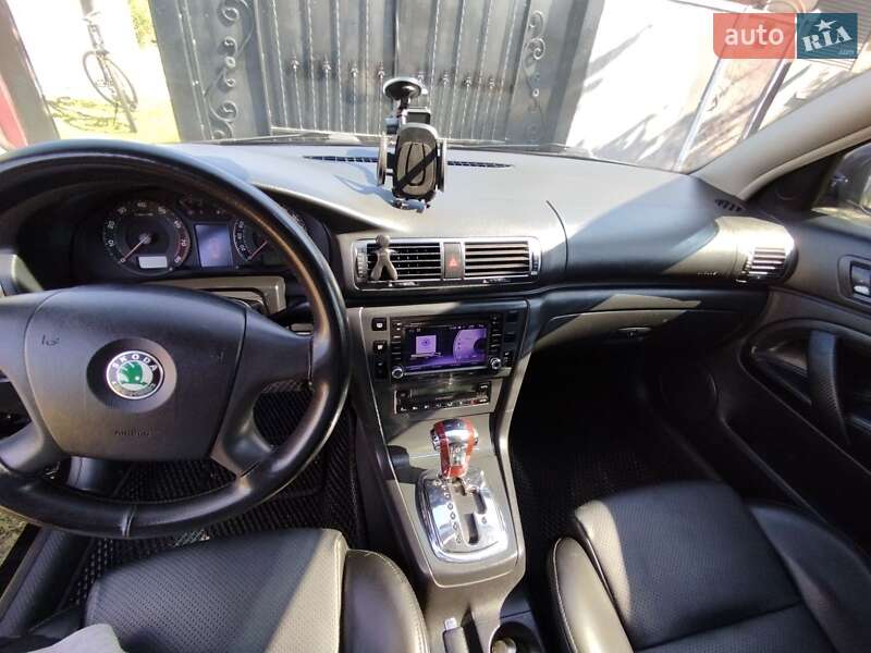 Skoda Superb 2006