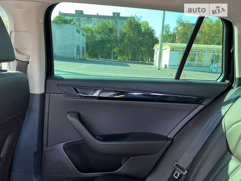 Універсал Skoda Superb 2017 в Кривому Розі