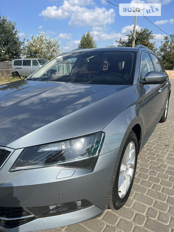 Универсал Skoda Superb 2018 в Березному