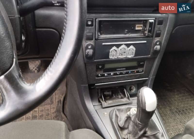 Ліфтбек Skoda Superb 2003 в Запоріжжі