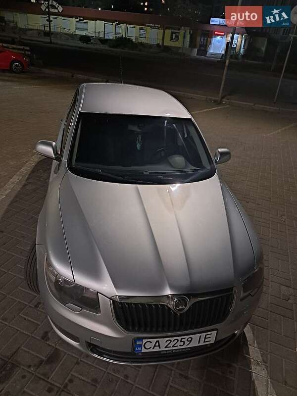 Лифтбек Skoda Superb 2008 в Черкассах