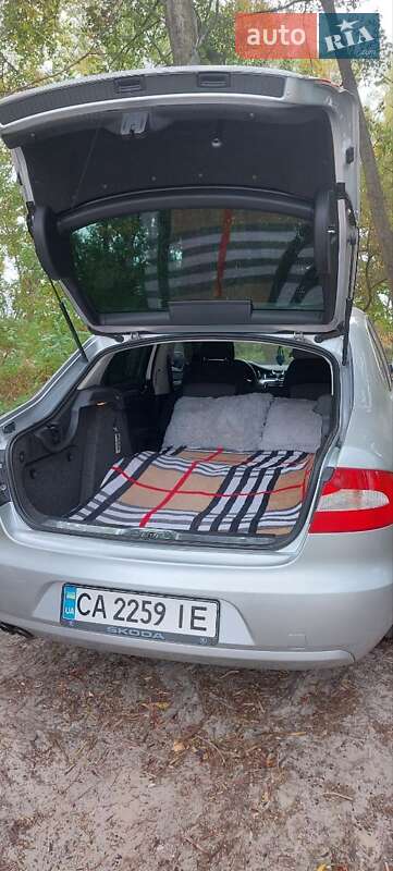 Лифтбек Skoda Superb 2008 в Черкассах