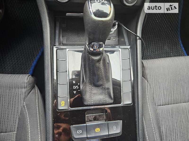 Универсал Skoda Superb 2017 в Киеве