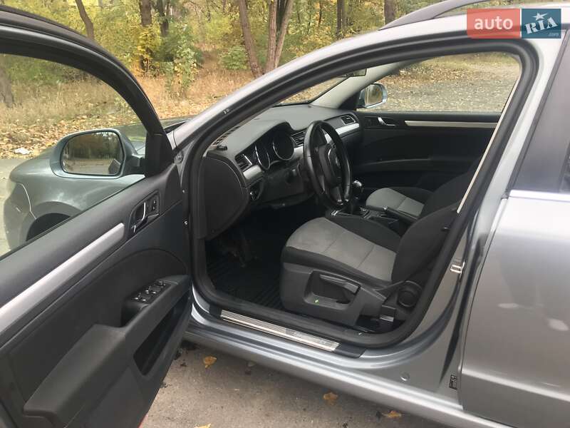 Универсал Skoda Superb 2012 в Киеве