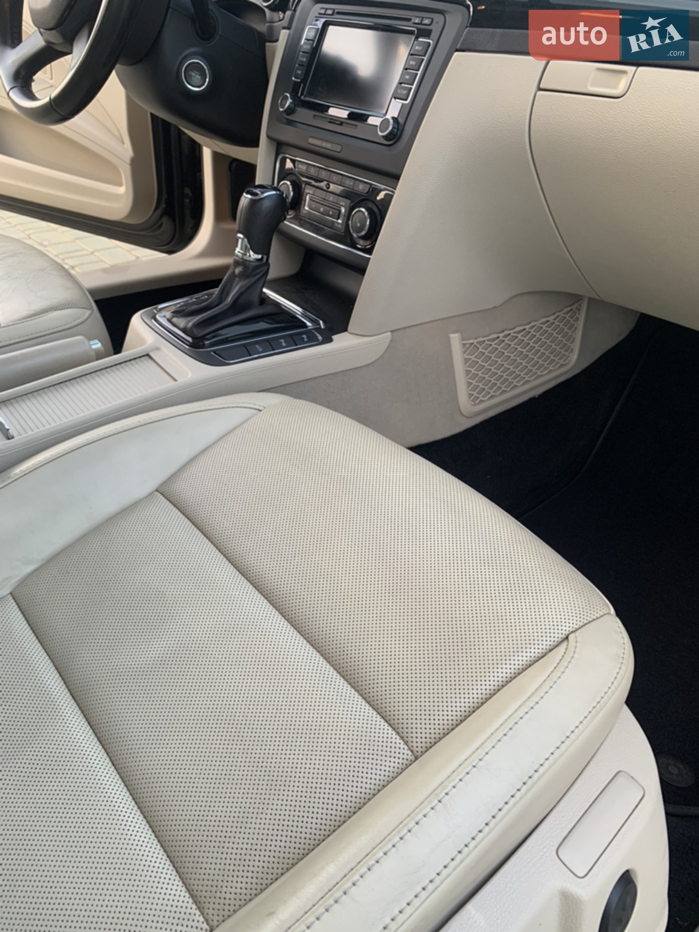 2014 Skoda Superb - мініатюра 10