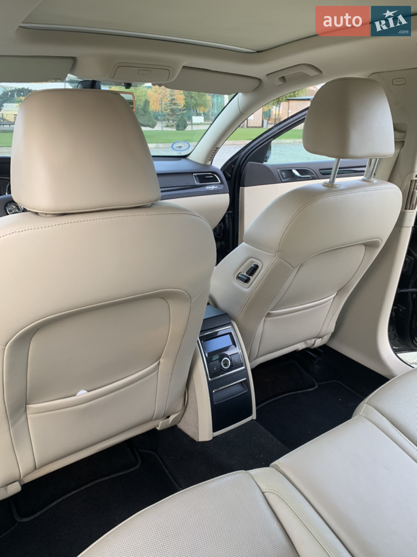 2014 Skoda Superb - мініатюра 19