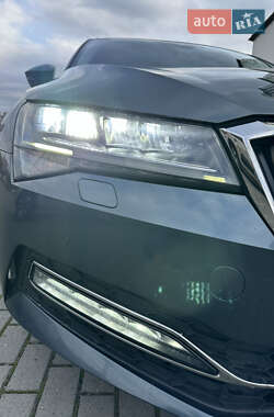 Универсал Skoda Superb 2019 в 