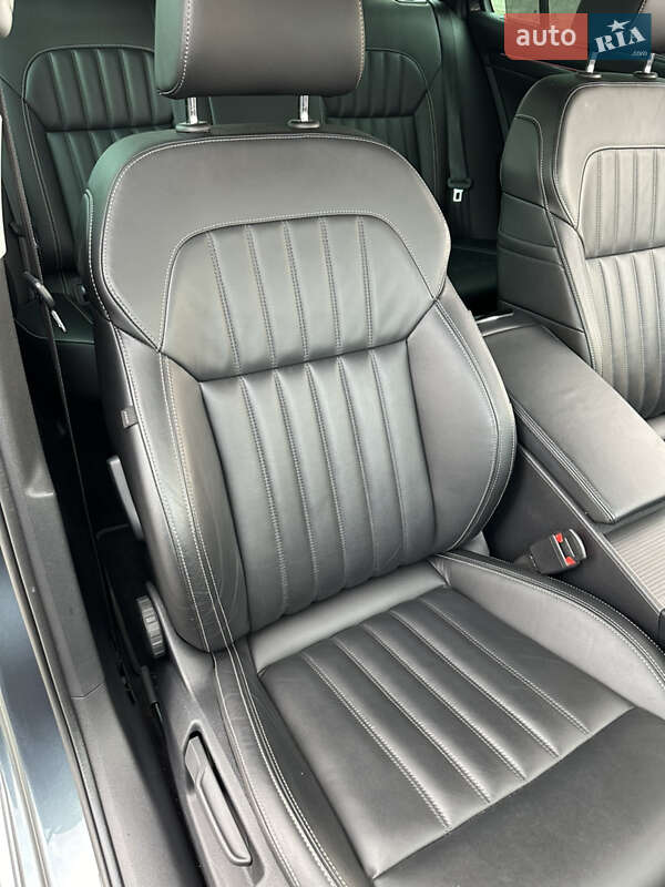 Універсал Skoda Superb 2019 в Львові