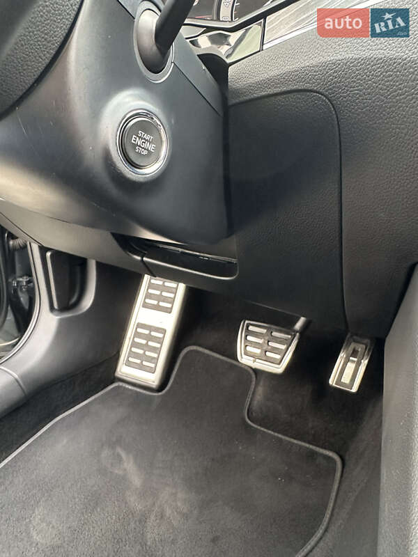 Універсал Skoda Superb 2019 в Львові