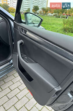 Универсал Skoda Superb 2019 в 