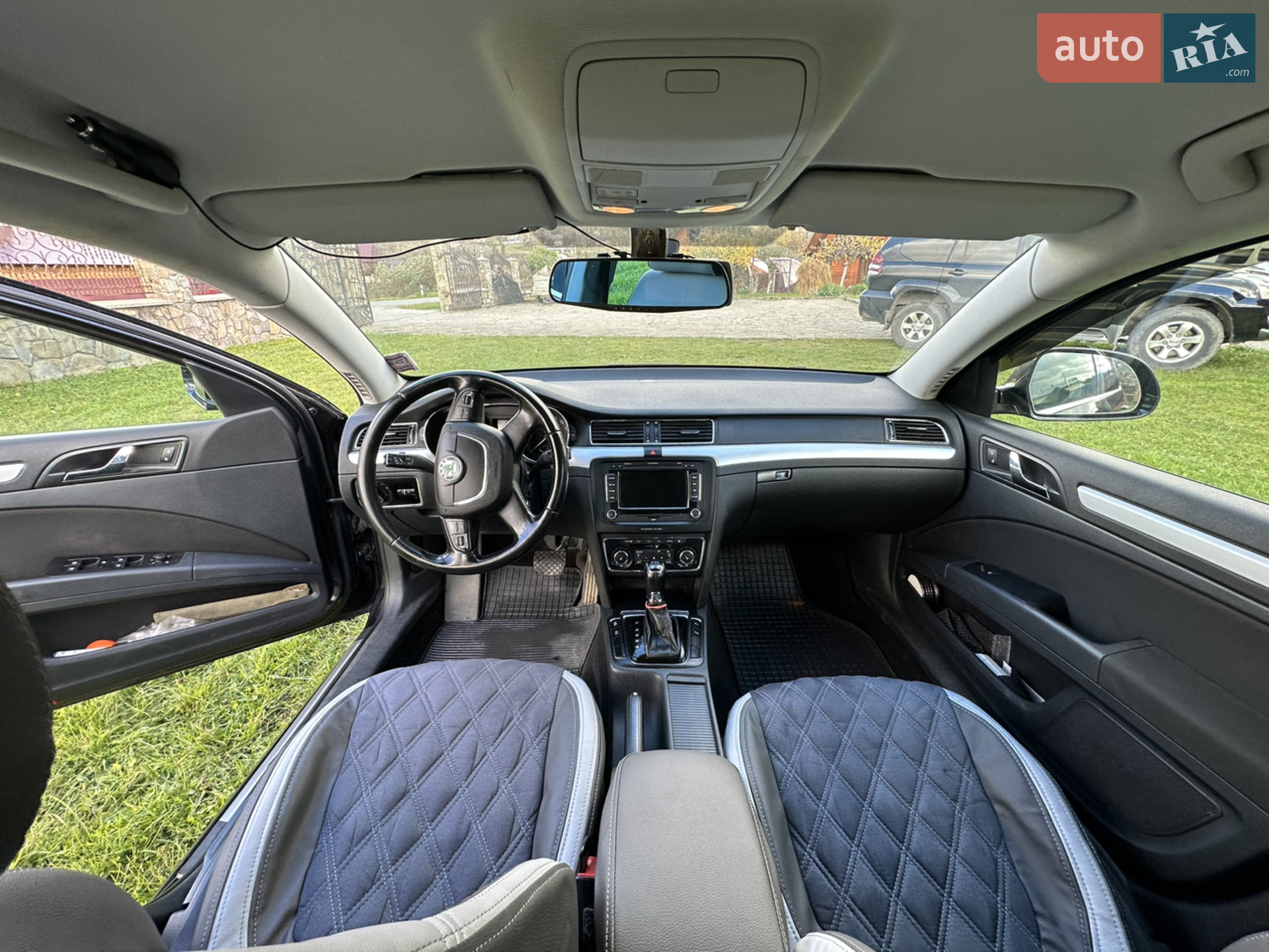 2013 Skoda Superb - мініатюра 2