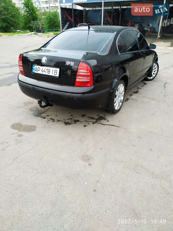 Ліфтбек Skoda Superb 2005 в Запоріжжі