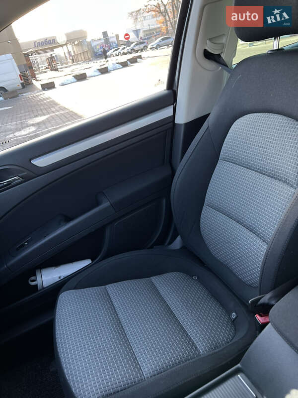 Универсал Skoda Superb 2011 в Житомире