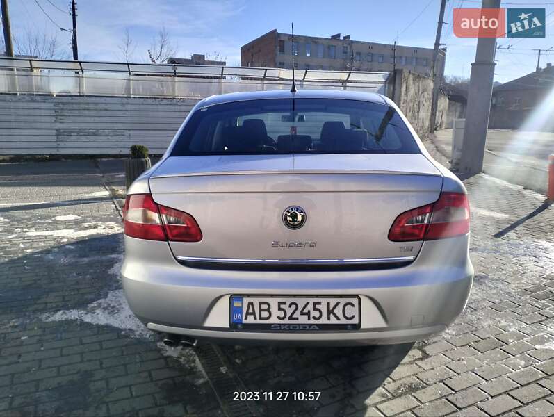 Лифтбек Skoda Superb 2008 в Виннице