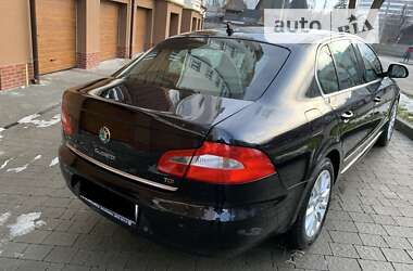 Лифтбек Skoda Superb 2011 в Ивано-Франковске