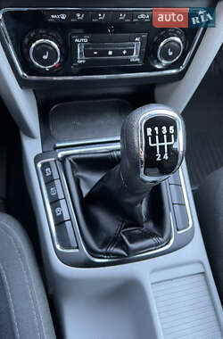Универсал Skoda Superb 2011 в 