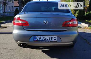 Лифтбек Skoda Superb 2008 в 