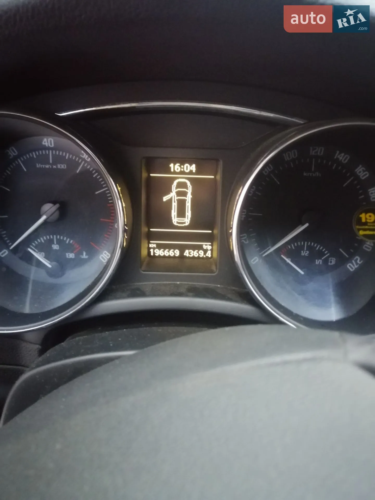 2010 Skoda Superb - мініатюра 8