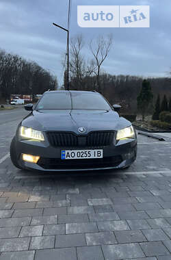 Лифтбек Skoda Superb 2017 в Виноградове