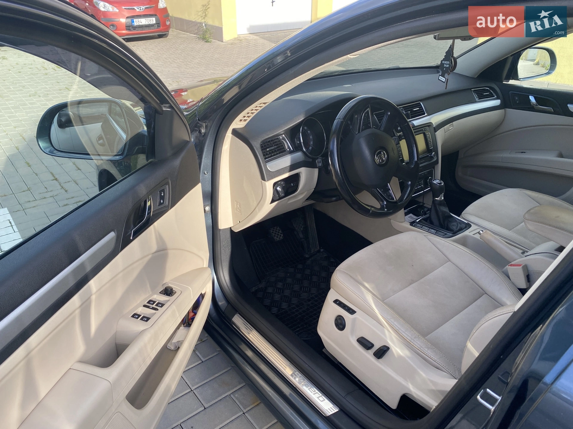 2014 Skoda Superb - мініатюра 5