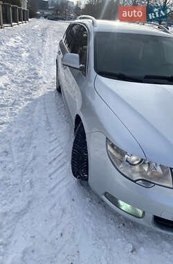 Универсал Skoda Superb 2012 в 