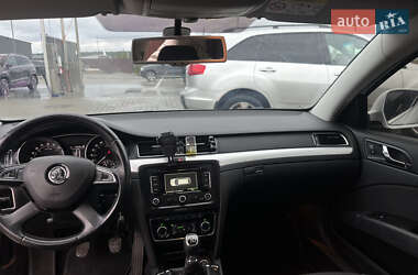 Універсал Skoda Superb 2015 в 