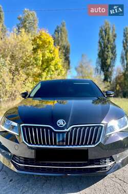 Лифтбек Skoda Superb 2017 в Звягеле