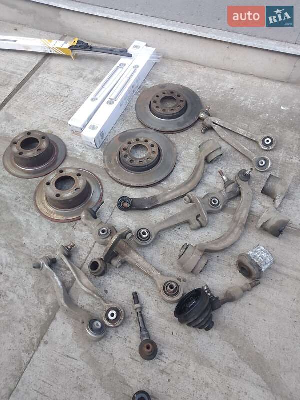 Ліфтбек Skoda Superb 2004 в Сумах