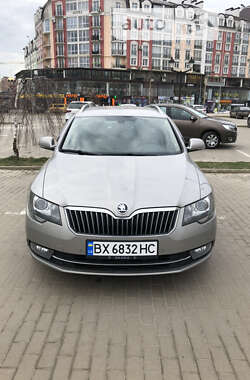 Универсал Skoda Superb 2014 в Красилове